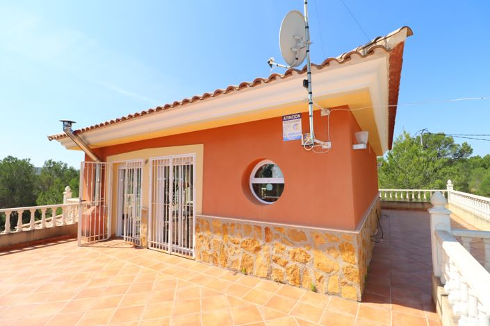 Image No.45-5 Bed Villa for sale
