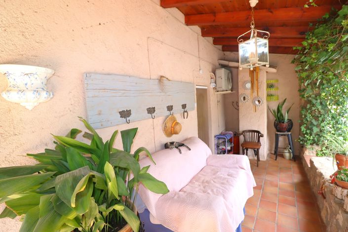 Image No.9-4 Bed Country House for sale