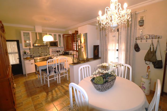 Image No.12-4 Bed Country House for sale