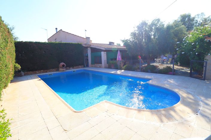 Image No.39-4 Bed Country House for sale