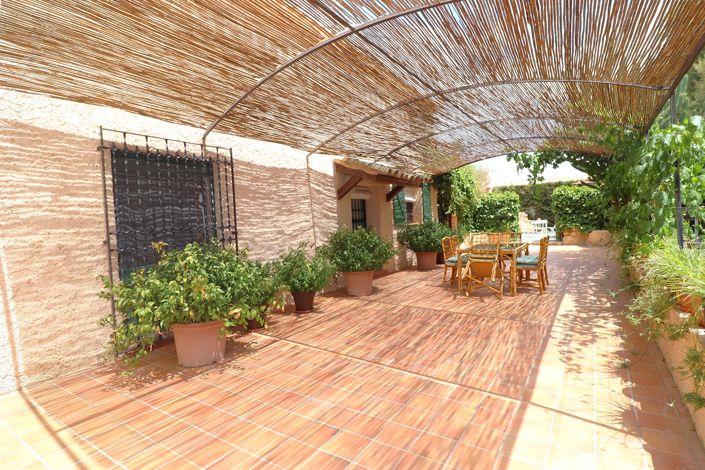 Image No.8-4 Bed Country House for sale