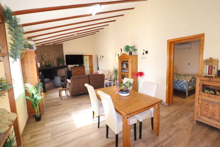 Image No.27-4 Bed Country House for sale