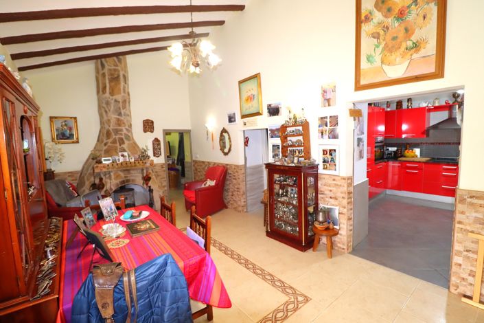 Image No.16-3 Bed Country House for sale