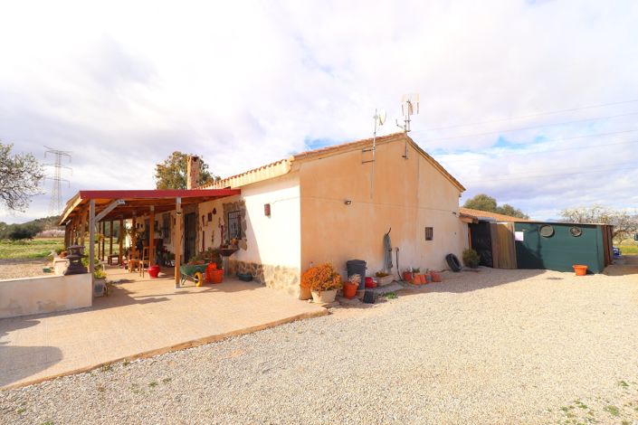 Image No.37-3 Bed Country House for sale