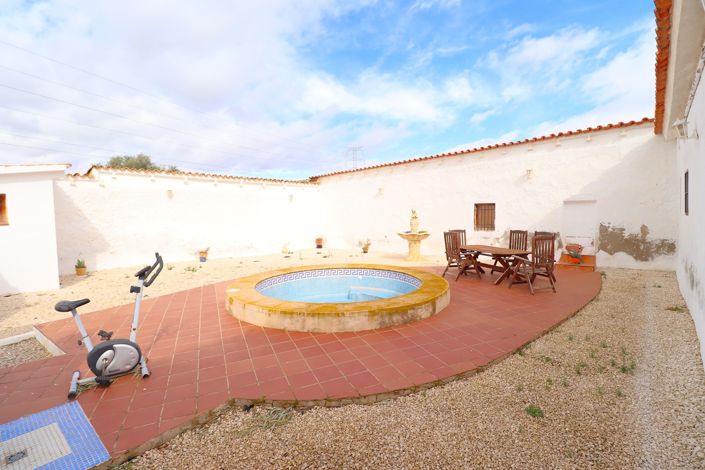 Image No.45-3 Bed Country House for sale