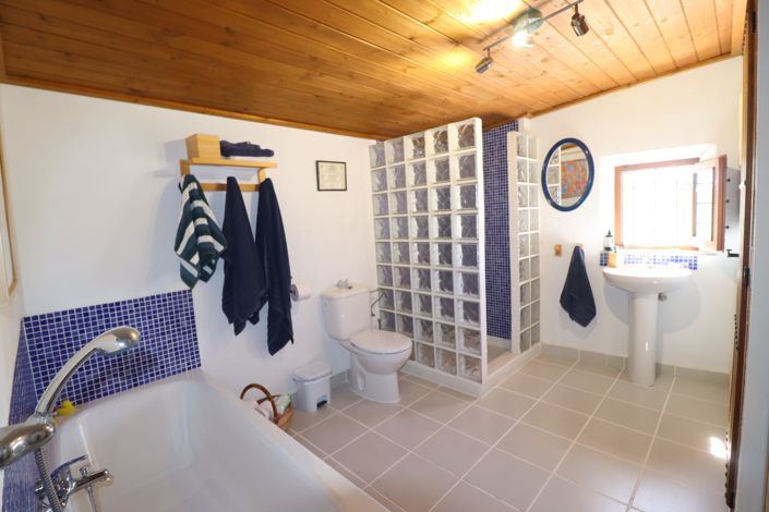 Image No.13-8 Bed Cortijo for sale