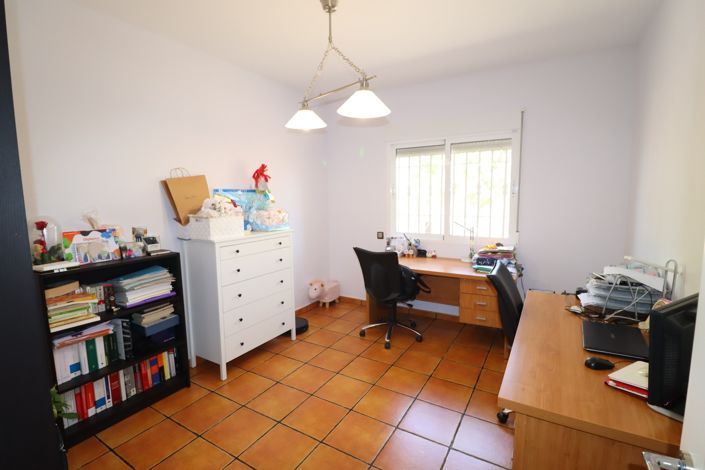 Image No.28-Villa con 4 dormitorios en venta