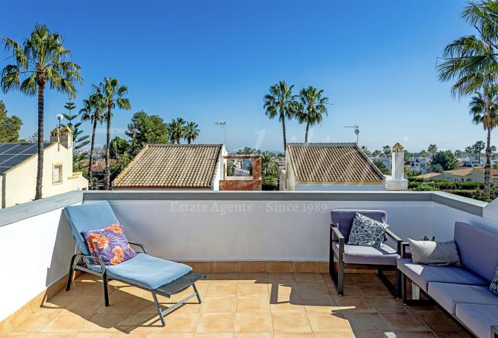 Image No.33-3 Bed Villa / Detached for sale