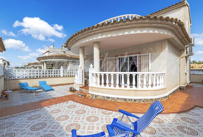 Image No.3-Villa / Détaché de 2 chambres à vendre à Ciudad Quesada