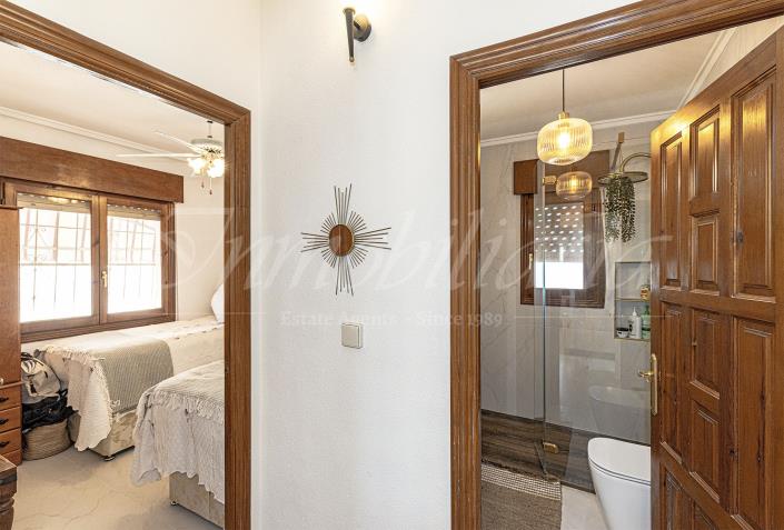 Image No.19-3 Bed Villa / Detached for sale