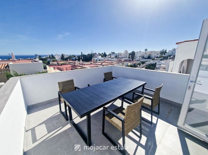 Image No.14-3 Bed Townhouse for sale