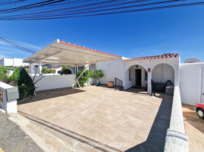 Image No.6-3 Bed Townhouse for sale