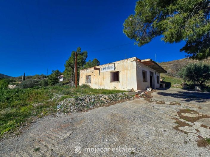 Image No.5-Country House for sale