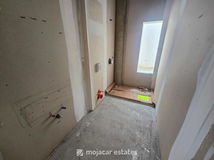 Image No.17-3 Bed Villa for sale