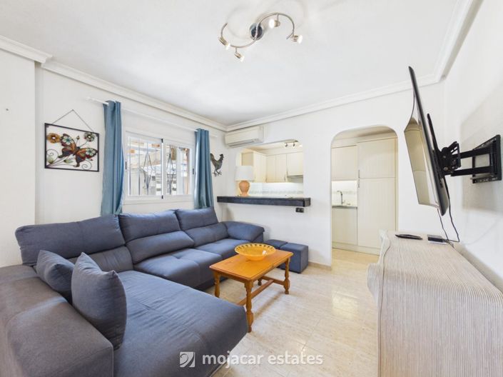 Image No.5-2 Bed Townhouse for sale