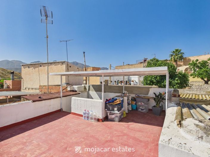 Image No.16-2 Bed Townhouse for sale