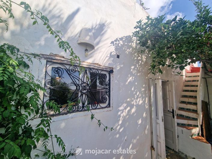 Image No.16-Maison de village de 2 chambres à vendre