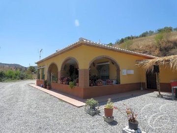 82c8f351-0002521579