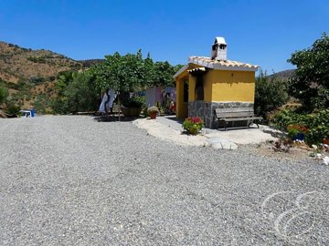 3ff507ca-0002521579