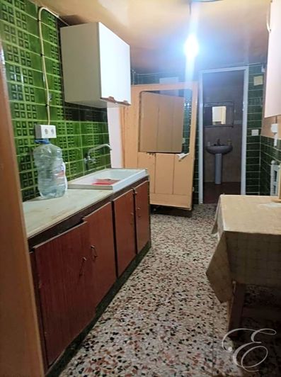 Image No.6-6 Bed Property for sale
