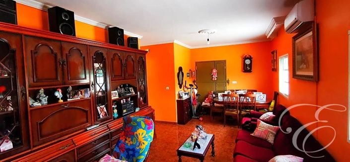 Image No.5-3 Bed Property for sale