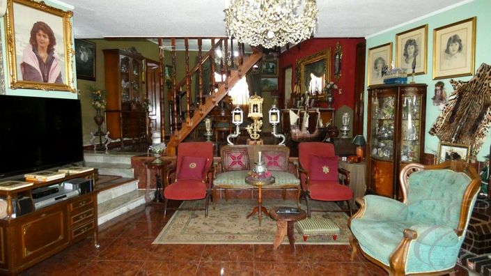 Image No.7-5 Bed Property for sale