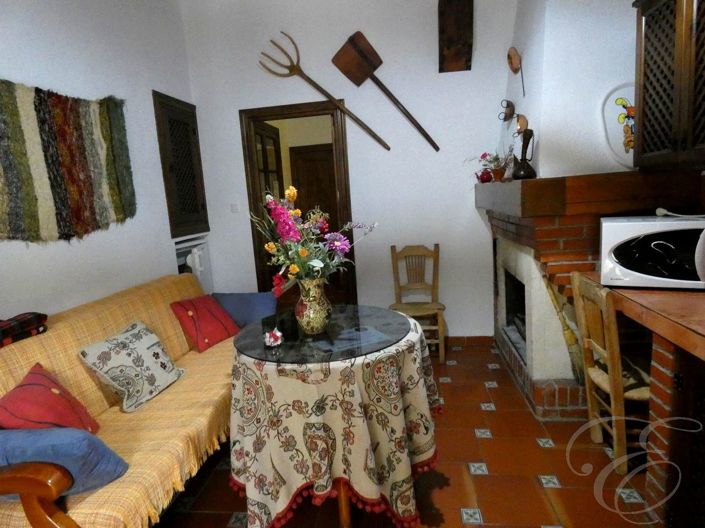 Image No.19-4 Bed Property for sale