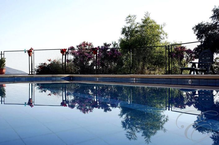 Image No.2-4 Bed Property for sale