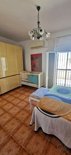 Image No.22-4 Bed Property for sale