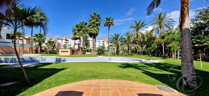 Image No.4-4 Bed Property for sale