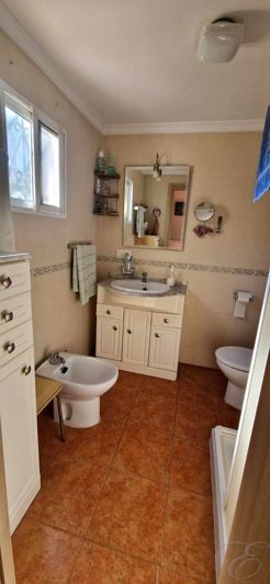 Image No.11-4 Bed Property for sale