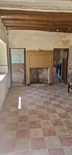 Image No.10-Propriété de 4 chambres à vendre