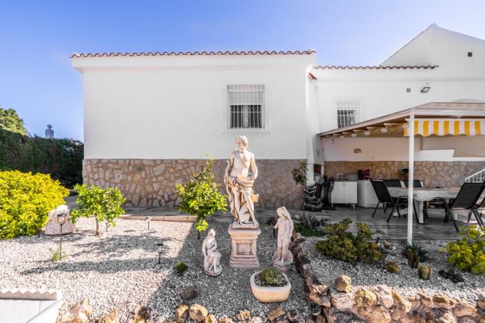 Image No.39-3 Bed Villa for sale