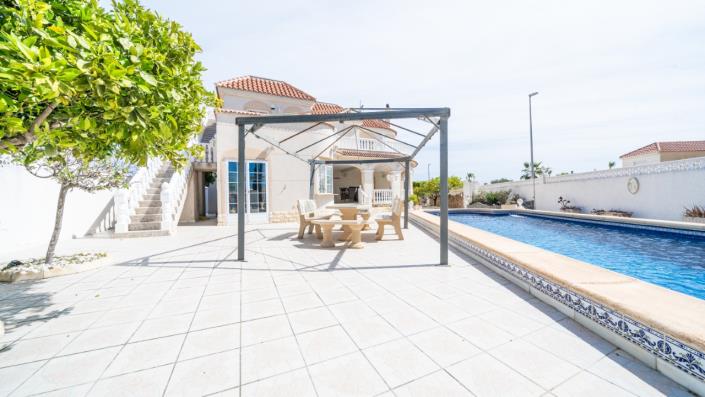 Image No.49-3 Bed Villa for sale
