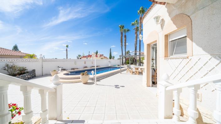 Image No.56-3 Bed Villa for sale