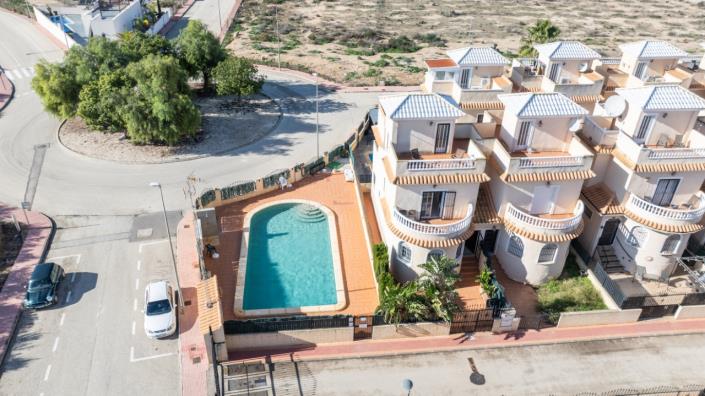 Image No.3-Villa de 3 chambres à vendre à La Marina