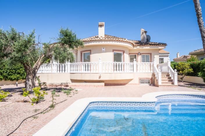 Image No.3-Villa de 4 chambres à vendre à La Marina