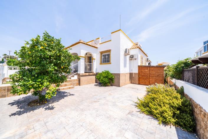 Image No.4-3 Bed Villa for sale