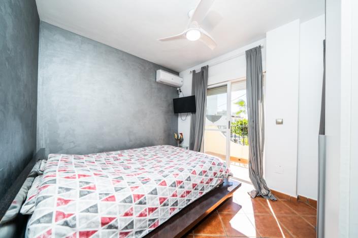 Image No.16-3 Bed Quad for sale