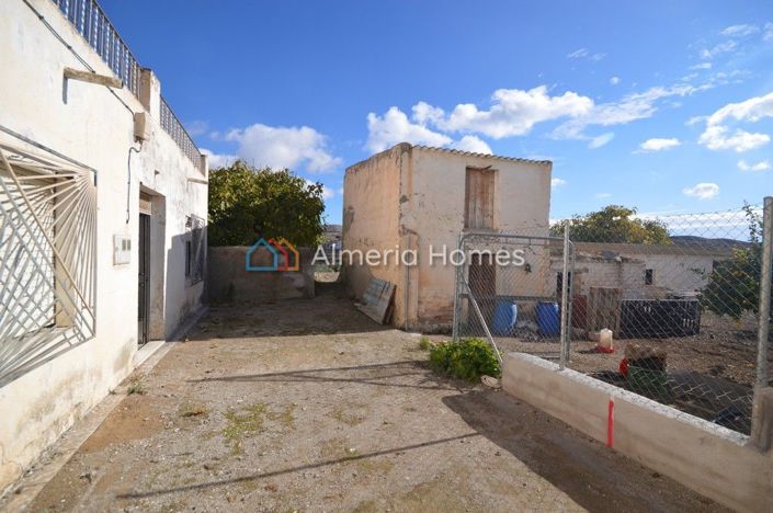 Image No.3-4 Bed Village House for sale