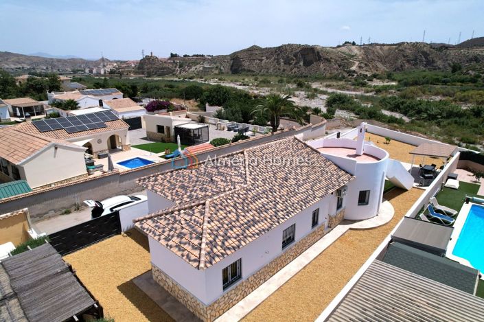 Image No.29-3 Bed Villa for sale