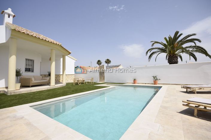 Image No.5-3 Bed Villa for sale