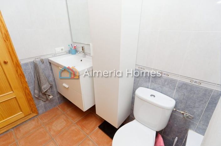 Image No.17-2 Bed Apartment for sale