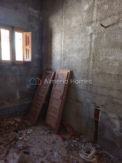 Image No.16-3 Bed Village House for sale