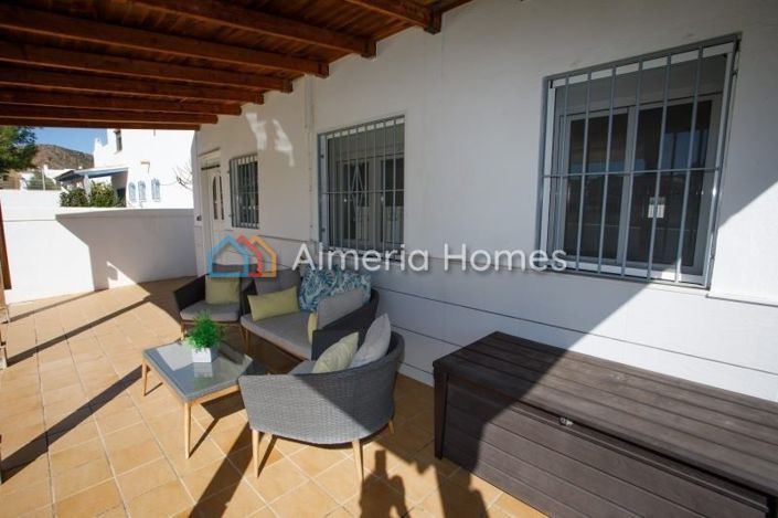 Image No.19-3 Bed Villa for sale