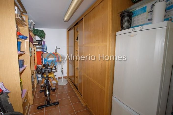 Image No.20-3 Bed Villa for sale