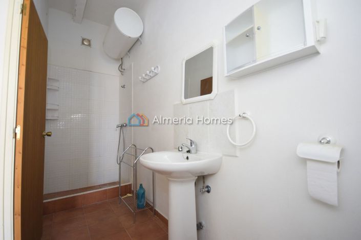 Image No.27-4 Bed Villa for sale