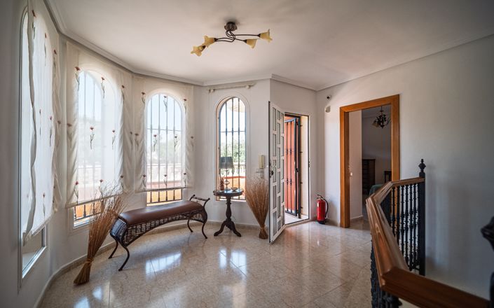 Image No.18-4 Bed Villa for sale
