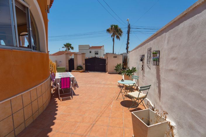 Image No.12-4 Bed Villa for sale