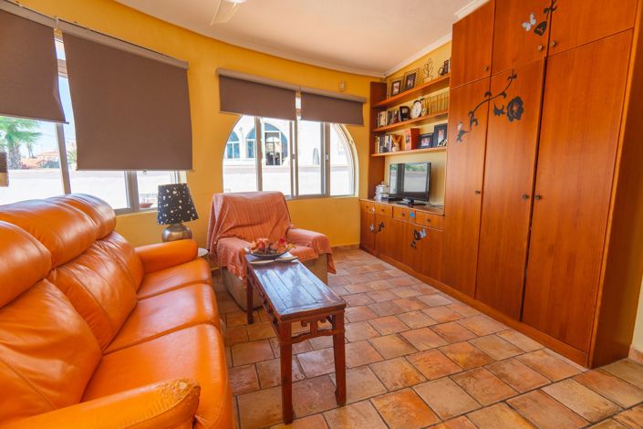Image No.15-4 Bed Villa for sale